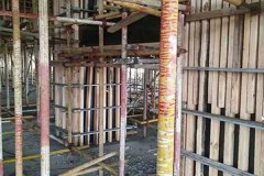 爬升圆柱模板安装临时固定校正固定[久筑圆柱模板哪家好]